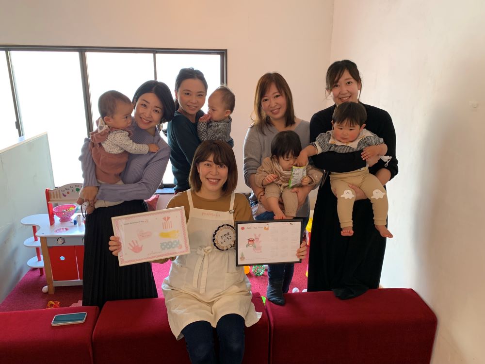 ペタペタアートの活動風景